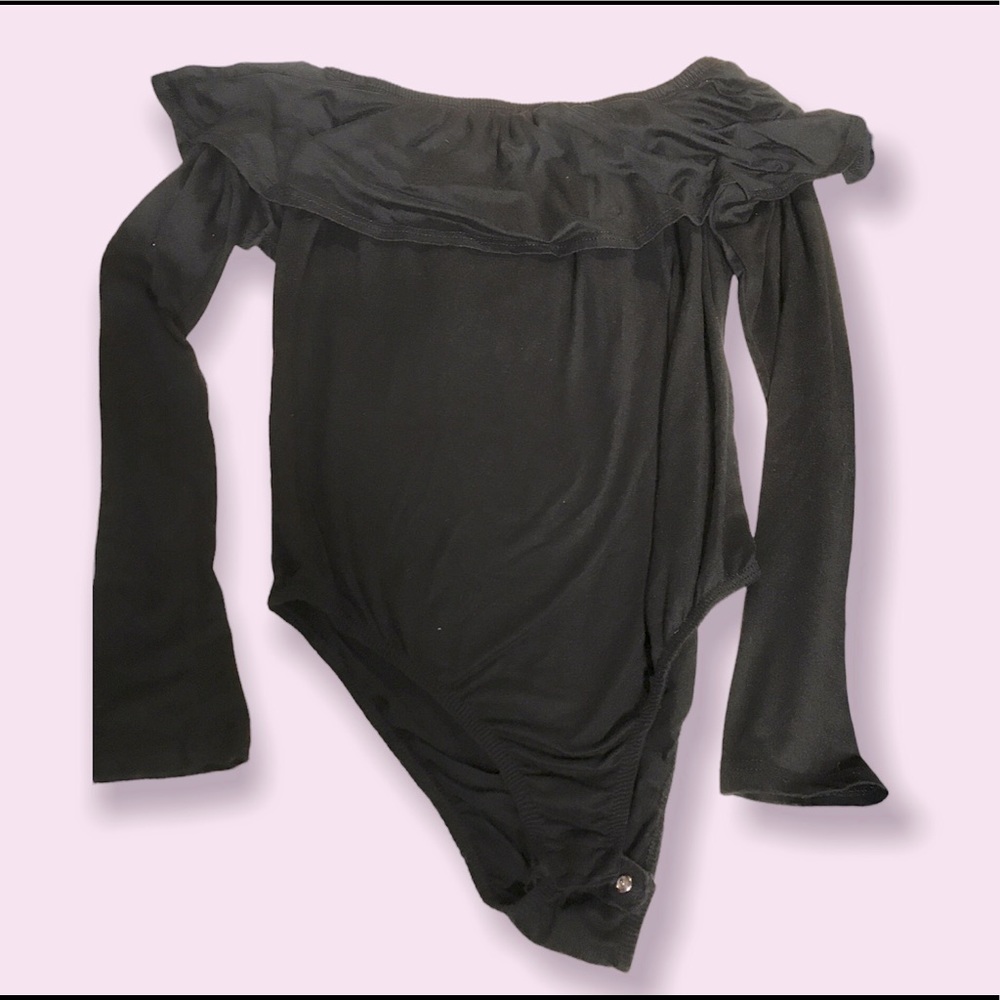 Discreet brand body suit, black with wide elastic ruffle